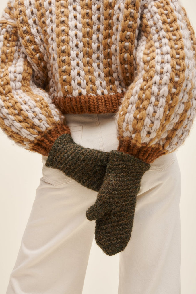 Laine 52 Weeks of Chunky Knits - 978 - 952 - 7580 - 12 - 7 | Knitting Book at Michigan Fine Yarns