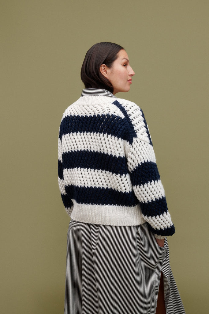 Laine 52 Weeks of Chunky Knits - 978 - 952 - 7580 - 12 - 7 | Knitting Book at Michigan Fine Yarns