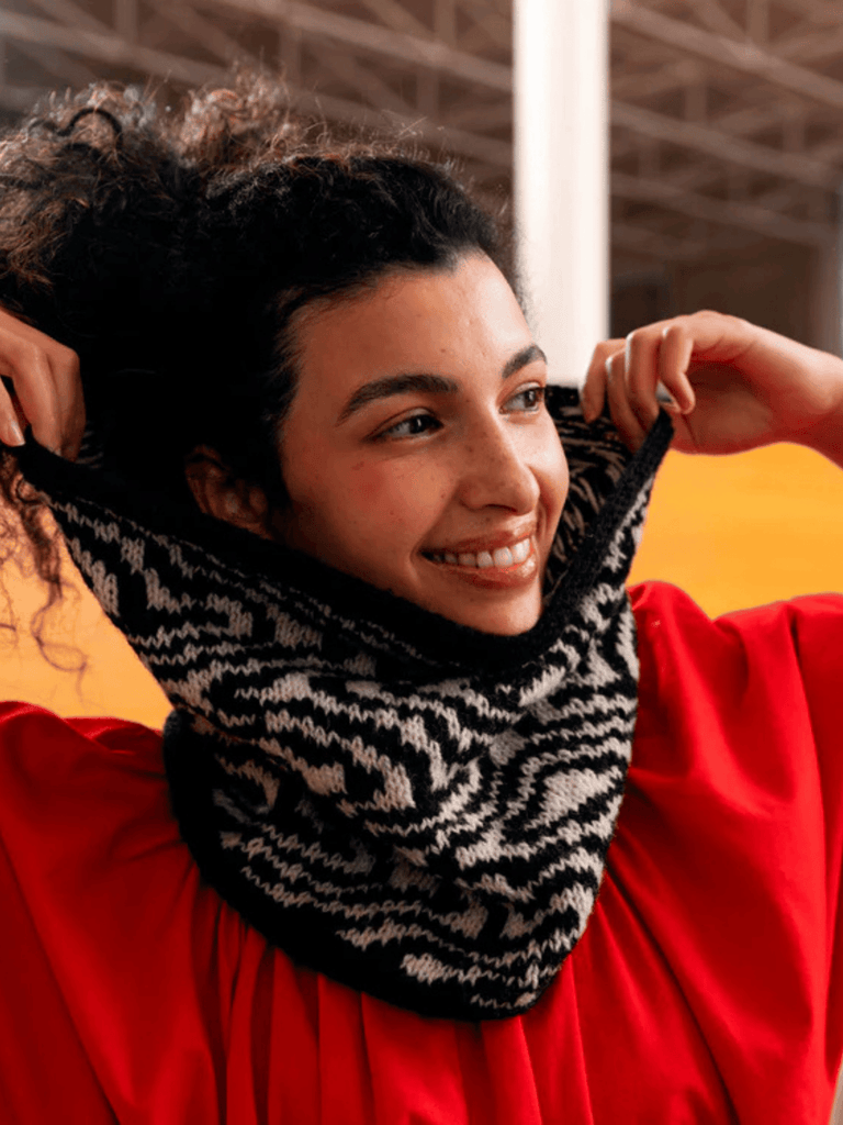 Laine Beloved Patterns Magazine Issue 1 / 2025 - 2954-3290 | Knitting Book at Michigan Fine Yarns