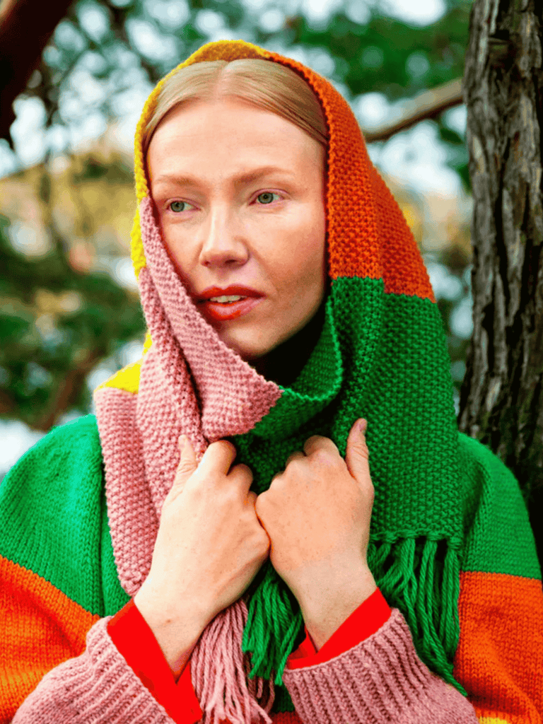 Laine Beloved Patterns Magazine Issue 1 / 2025 - 2954-3290 | Knitting Book at Michigan Fine Yarns