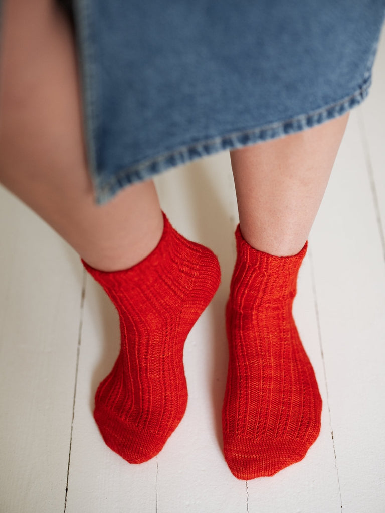 Laine Laine Magazine Issue 26: Crossing Paths - | Knitting Book at Michigan Fine Yarns