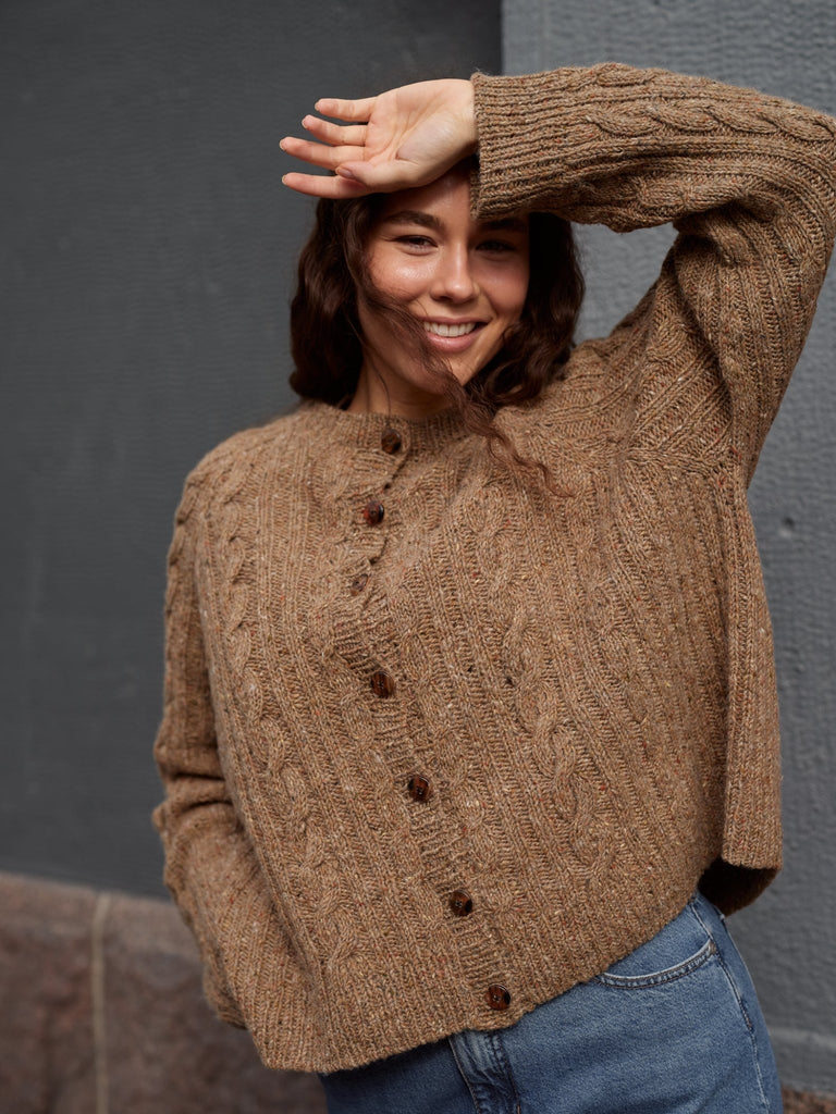 Laine Laine Magazine Issue 26: Crossing Paths - | Knitting Book at Michigan Fine Yarns