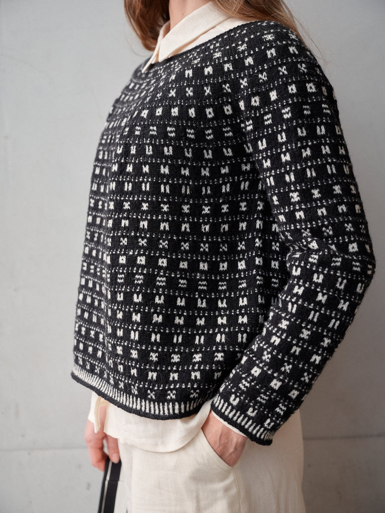 Laine Laine Magazine Issue 26: Crossing Paths - | Knitting Book at Michigan Fine Yarns