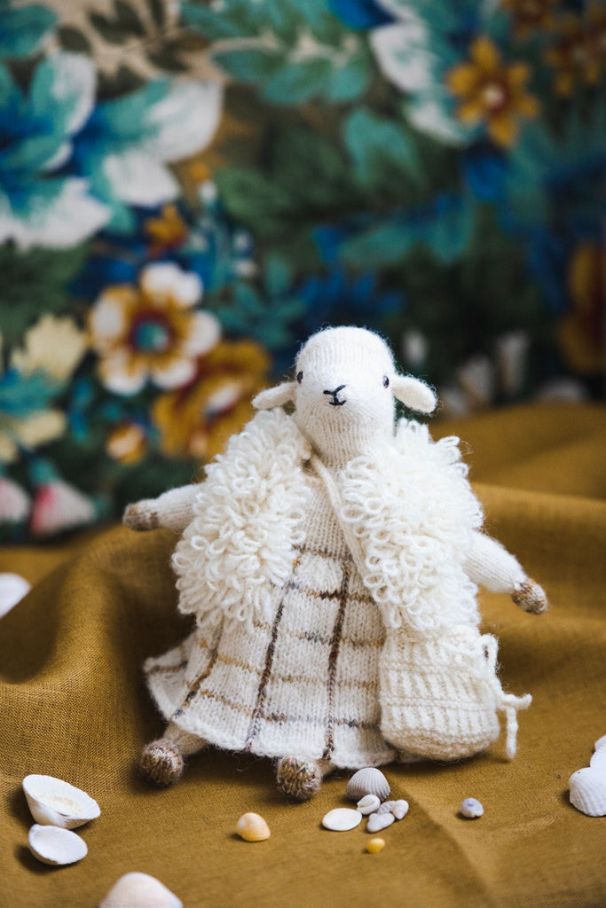 Laine Mouche & Friends: Seamless Toys to Knit and Love - 9789527468562 | Knitting Book at Michigan Fine Yarns