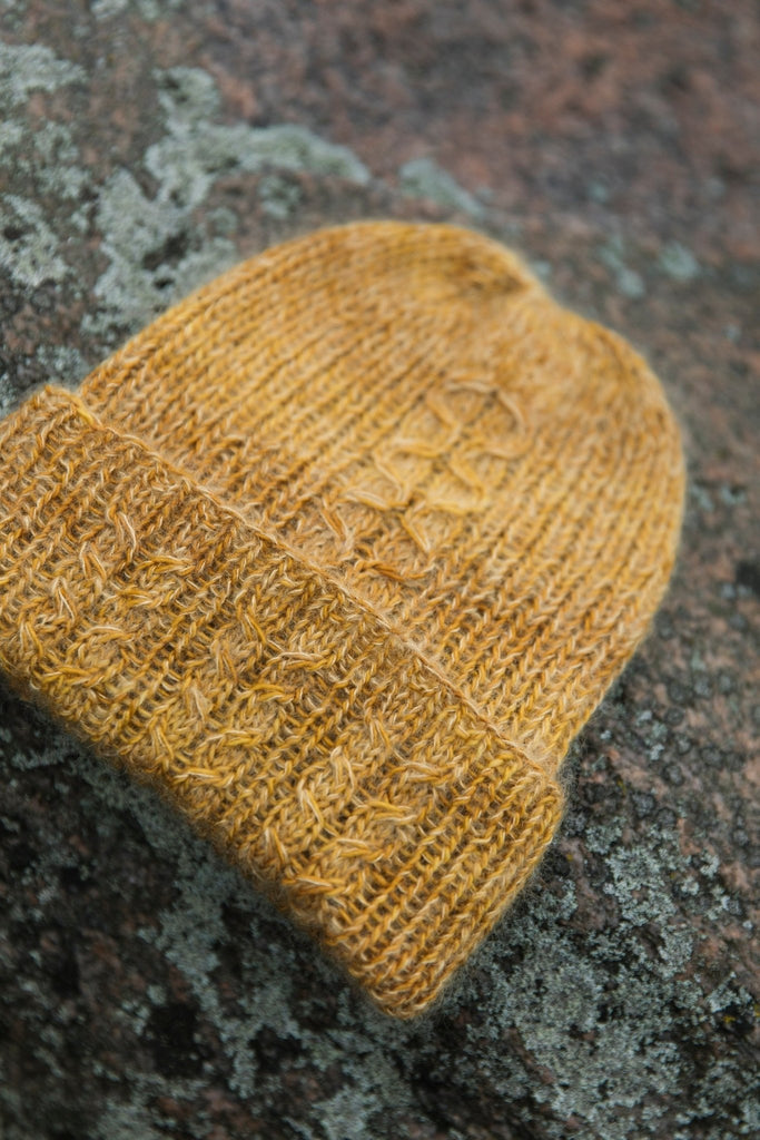 Laine Soothing Stitches: Knits for a Quiet Mind - 9789527580301 | Knitting Book at Michigan Fine Yarns