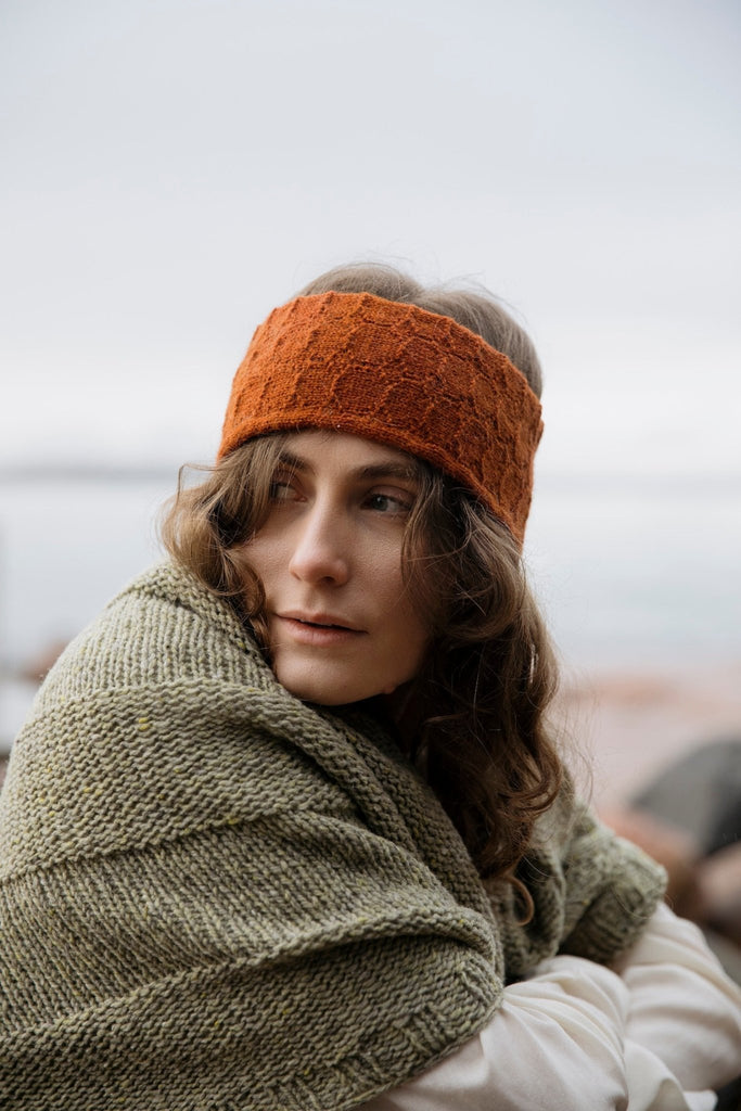 Laine Soothing Stitches: Knits for a Quiet Mind - 9789527580301 | Knitting Book at Michigan Fine Yarns