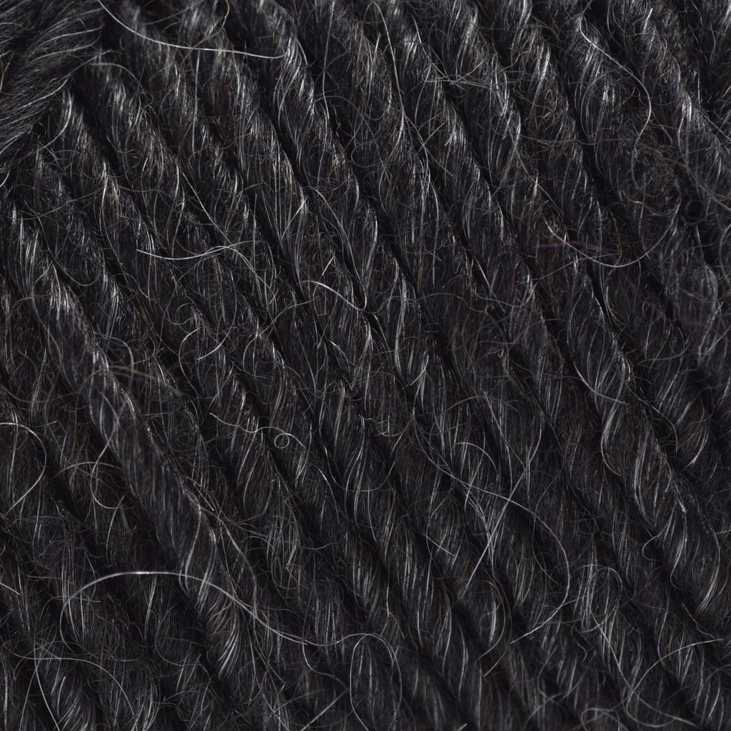 Brown Sheep Company Lamb's Pride Worsted - M06 - Deep Charcoal 759552008216 | Yarn at Michigan Fine Yarns