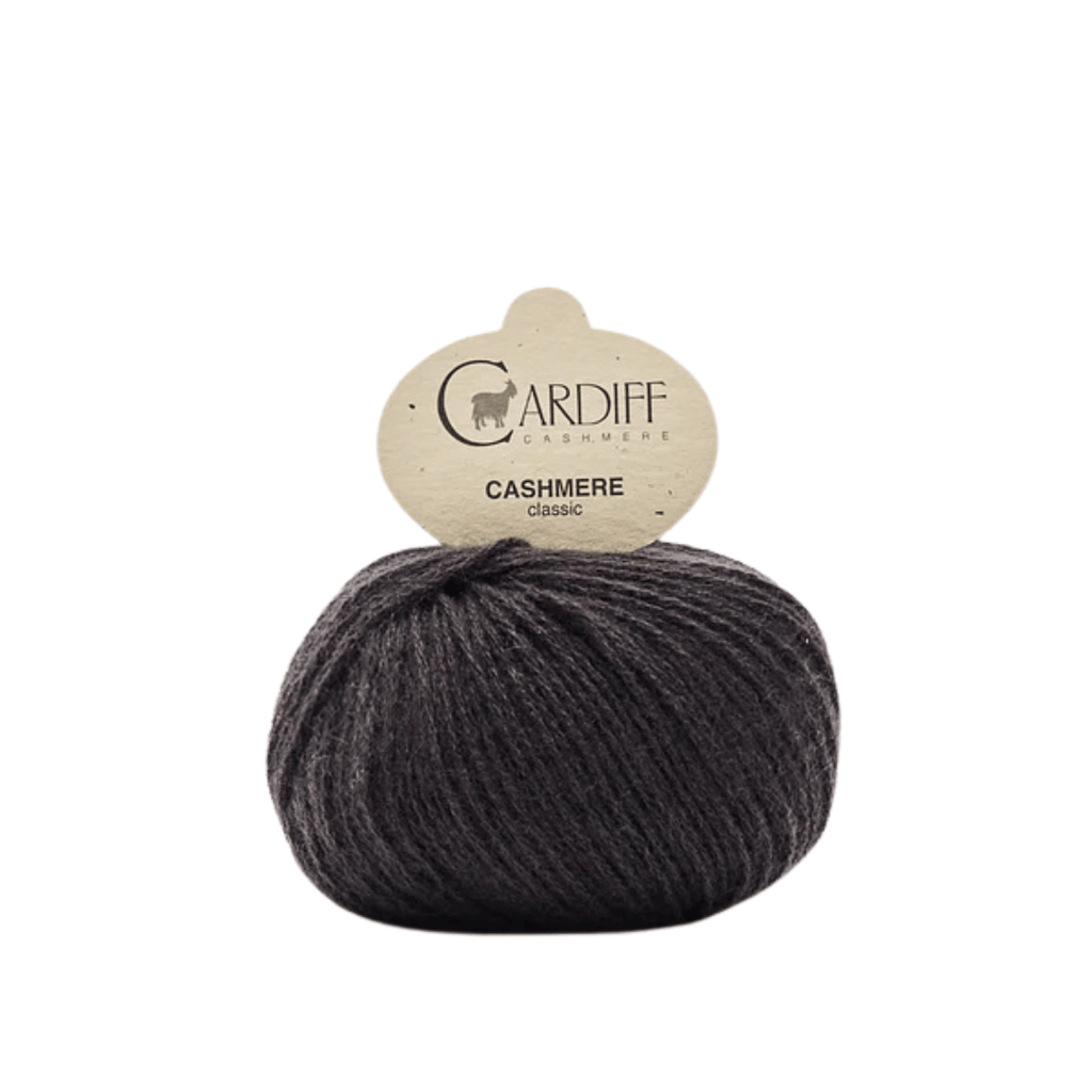 Cardiff Cashmere Classic - 729 - Ashes (Louvre) | Yarn at Michigan Fine Yarns