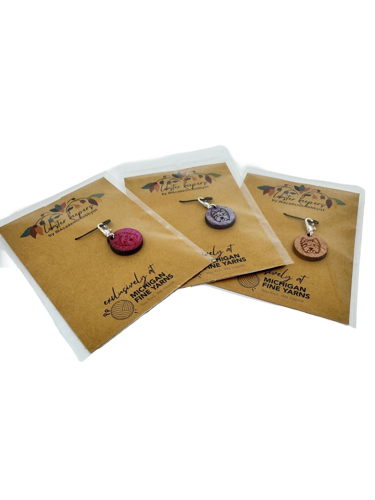 Michigan Fine Yarns AcademicHobbyist Lobster Keepers -Individual Lobster Clasp Mystery Bruno (MFY Picks Color!) 45455402 | Accessories at Michigan Fine Yarns