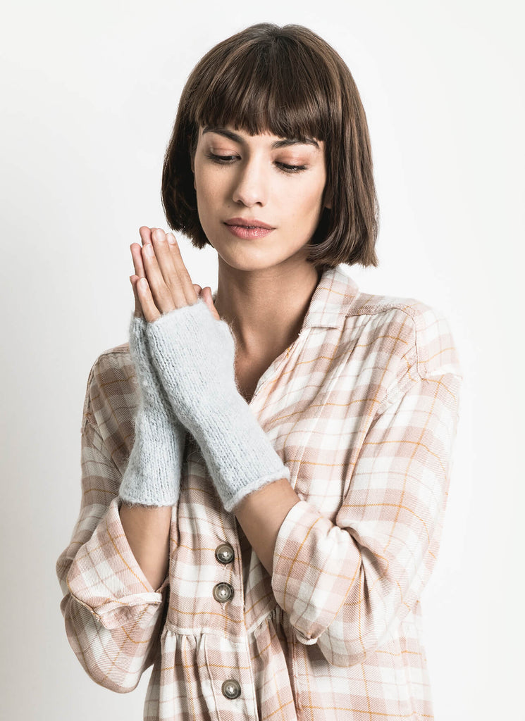 Blue Sky Fibers Brushed Suri Mitts -74676010 | Patterns at Michigan Fine Yarns