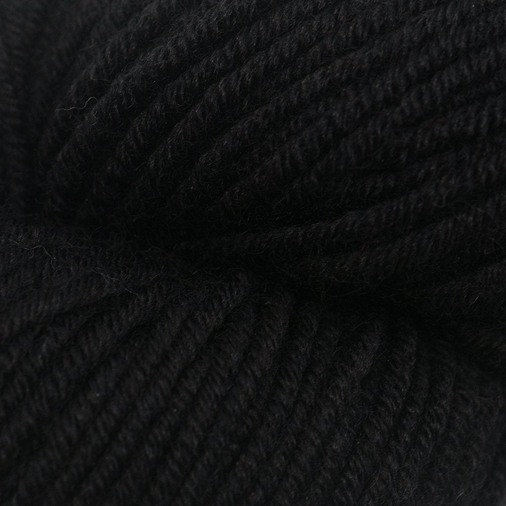 HiKoo Simpliworsted -002 - Black 841286100035 | Yarn at Michigan Fine Yarns