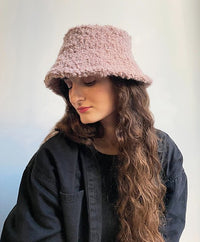 Urth Yarns Buklet Hat Kit - N20 - Chalk | Kits at Michigan Fine Yarns