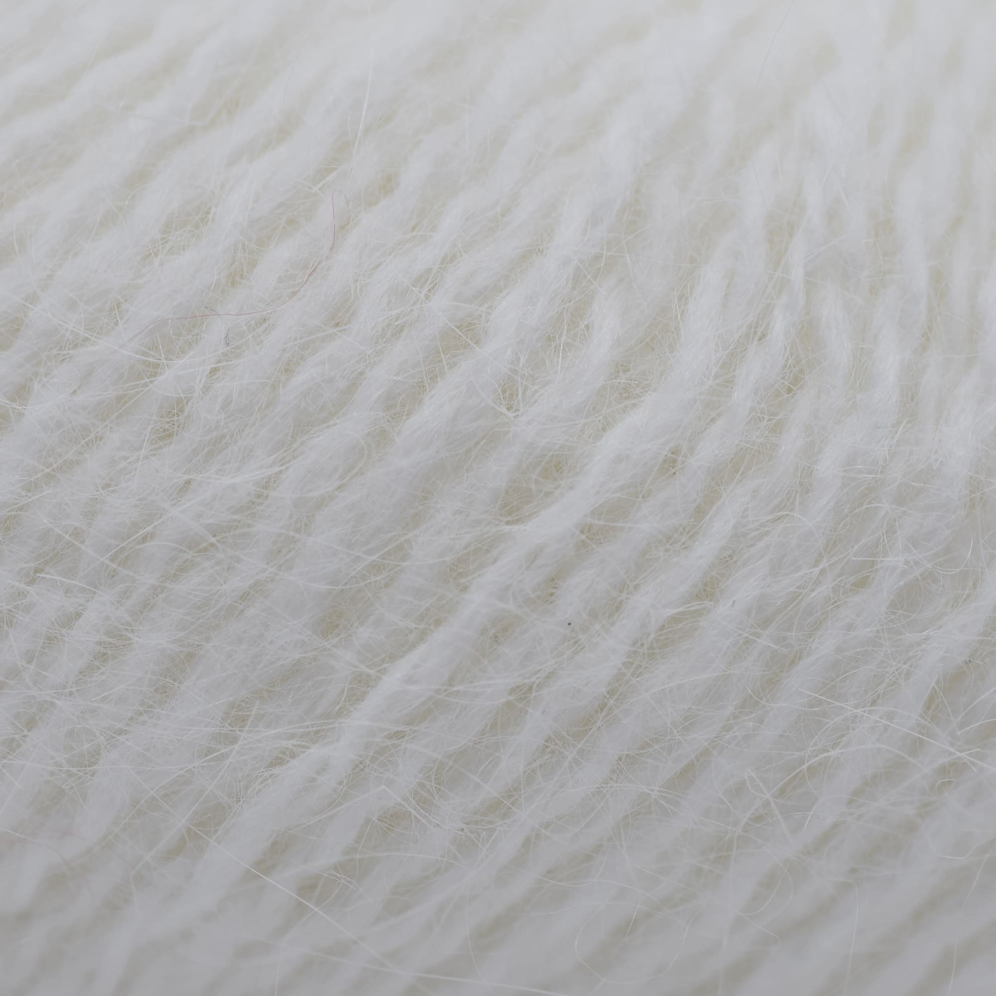 yarn-plymouth-yarns-angora-